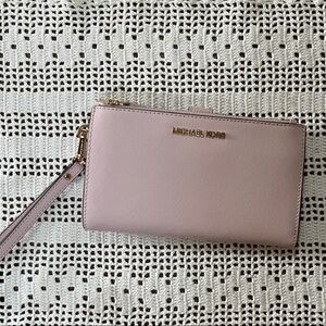 Michael Kors Blush Wristlet Clutch NWOB